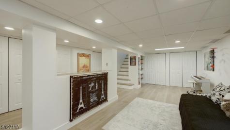 221 Ayliffe Avenue Westfield NJ 07090