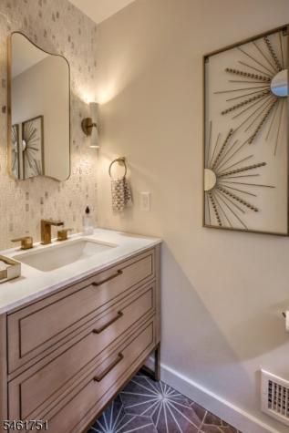 2 Hunters Glen Mendham NJ 07931
