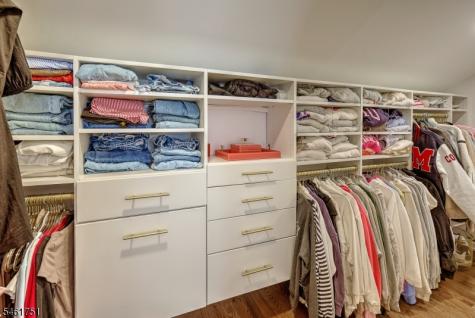 2 Hunters Glen Mendham NJ 07931