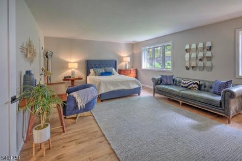 2 Hunters Glen Mendham NJ 07931