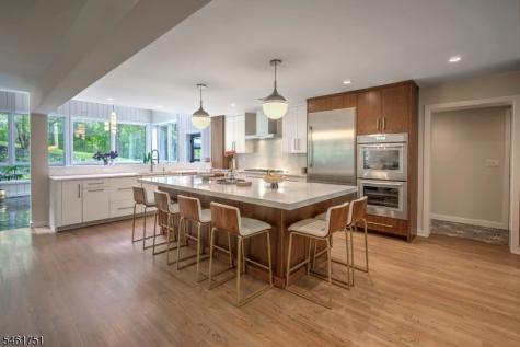 2 Hunters Glen Mendham NJ 07931