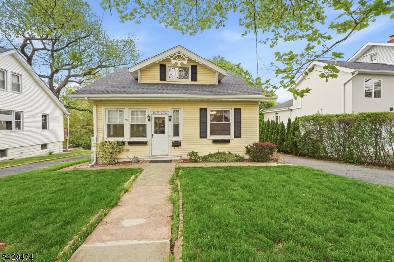 144 Crestwood Avenue Nutley NJ 07110
