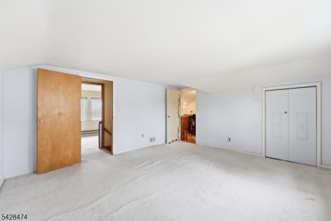 144 Crestwood Avenue Nutley NJ 07110