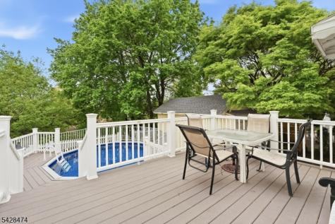 144 Crestwood Avenue Nutley NJ 07110