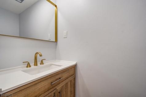 27 Harper Lane Willingboro NJ 08046
