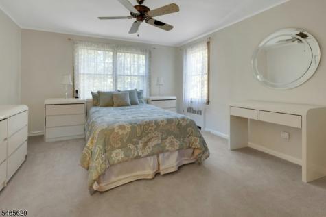 179 Oaks Road Long Hill NJ 07946