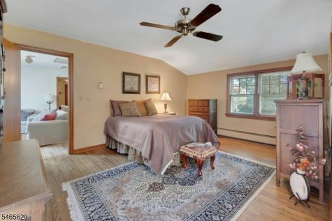 179 Oaks Road Long Hill NJ 07946