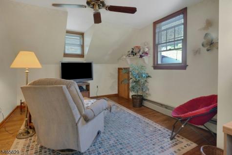 179 Oaks Road Long Hill NJ 07946