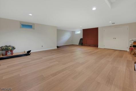 179 Oaks Road Long Hill NJ 07946