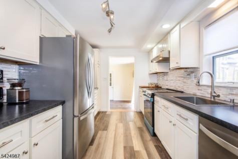 215 New Road Montague NJ 07827