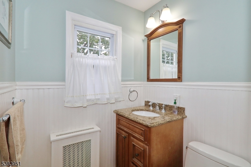 728 30WYOMING Avenue Elizabeth NJ 07208