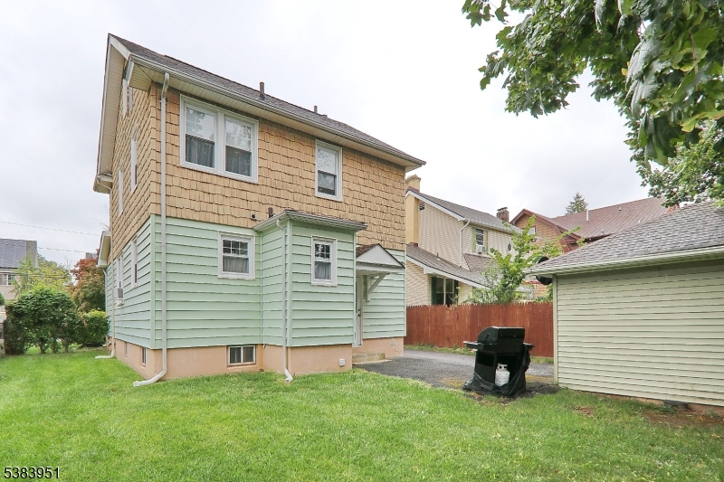 728 30WYOMING Avenue Elizabeth NJ 07208