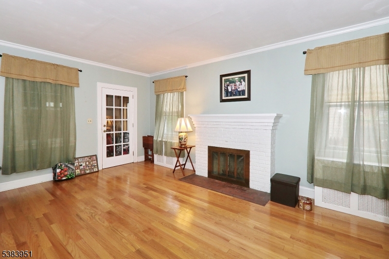 728 30WYOMING Avenue Elizabeth NJ 07208