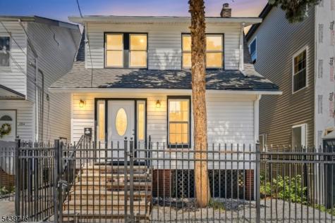 35 Grand Avenue Newark NJ 07106