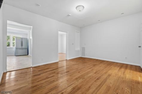 35 Grand Avenue Newark NJ 07106