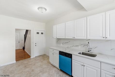 35 Grand Avenue Newark NJ 07106