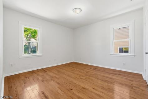 35 Grand Avenue Newark NJ 07106