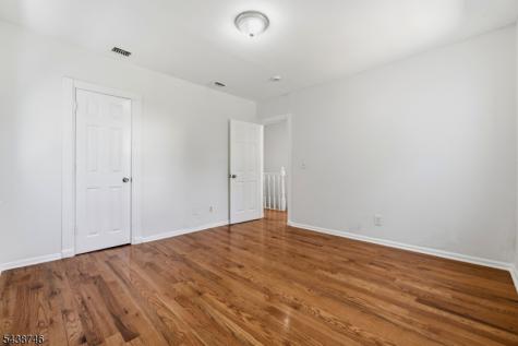 35 Grand Avenue Newark NJ 07106