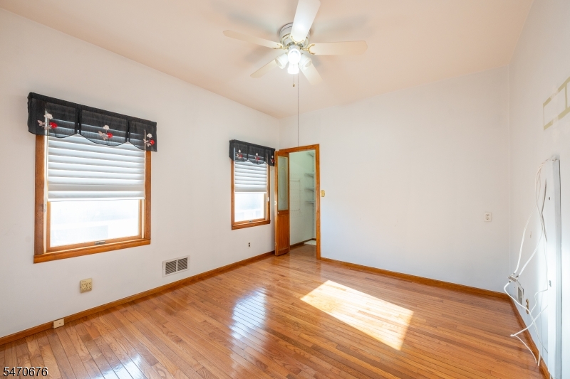 132 Coeyman Avenue Nutley NJ 07110