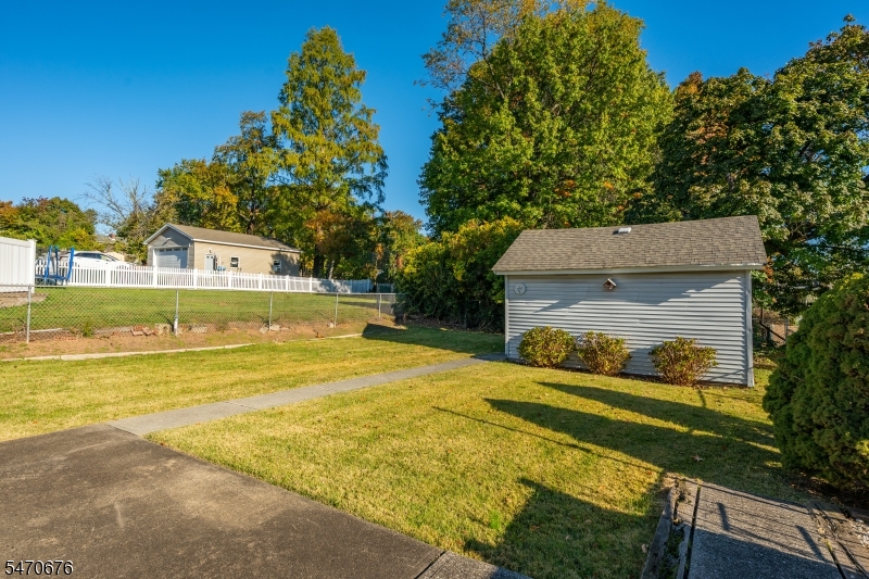 132 Coeyman Avenue Nutley NJ 07110