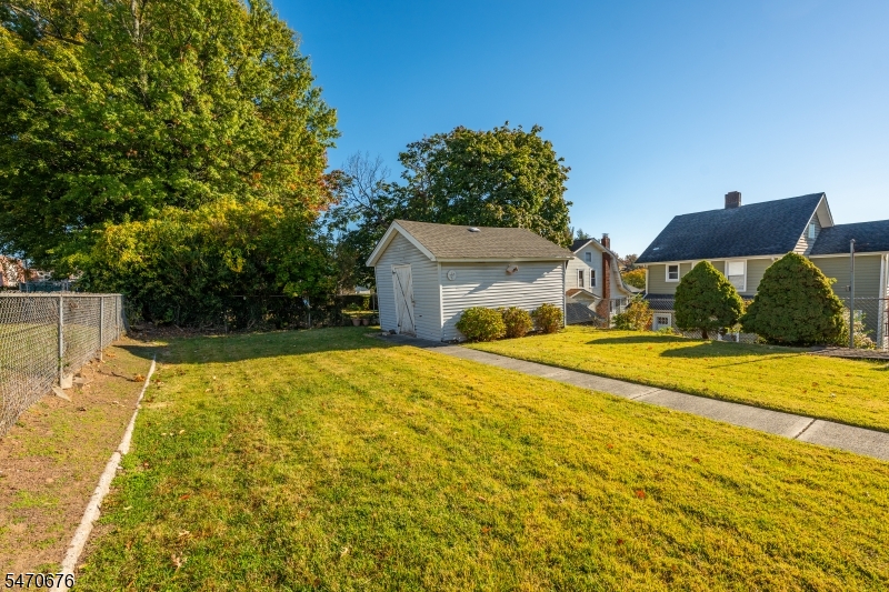 132 Coeyman Avenue Nutley NJ 07110