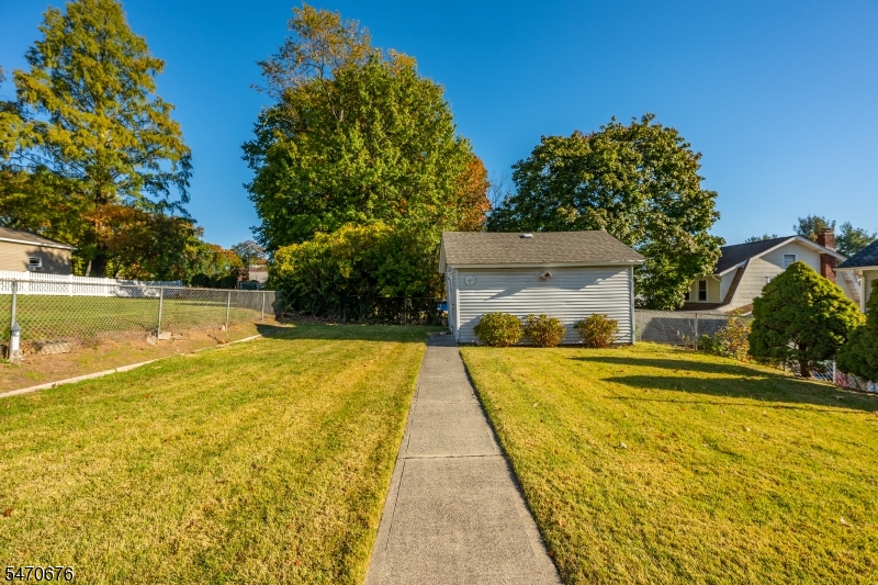 132 Coeyman Avenue Nutley NJ 07110