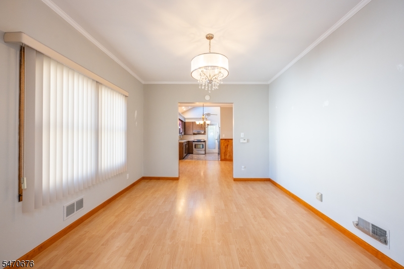 132 Coeyman Avenue Nutley NJ 07110