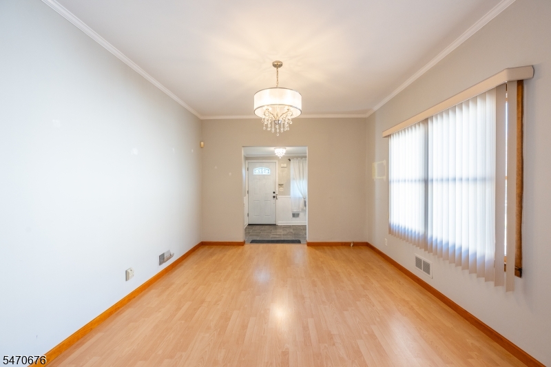 132 Coeyman Avenue Nutley NJ 07110
