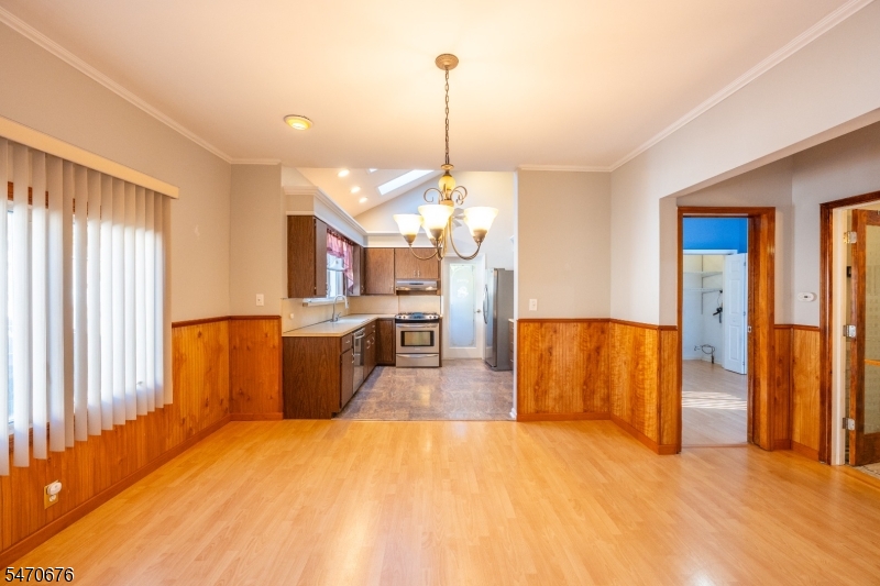 132 Coeyman Avenue Nutley NJ 07110