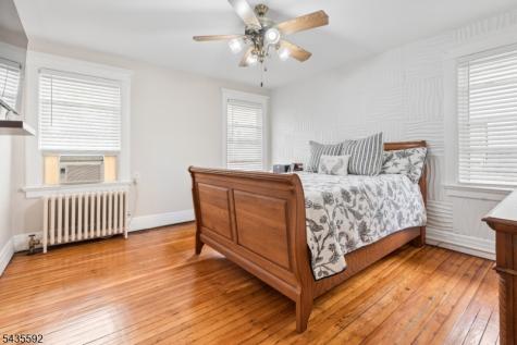 276 E 32nd Street Paterson NJ 07504