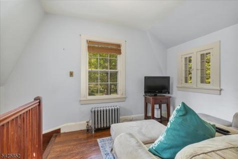 754 Dixie Lane Plainfield NJ 07062