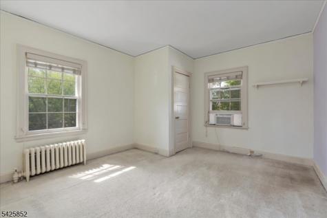 754 Dixie Lane Plainfield NJ 07062