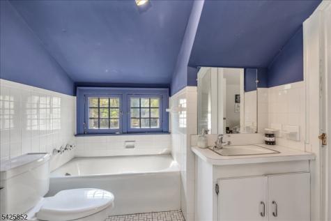 754 Dixie Lane Plainfield NJ 07062