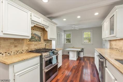 754 Dixie Lane Plainfield NJ 07062