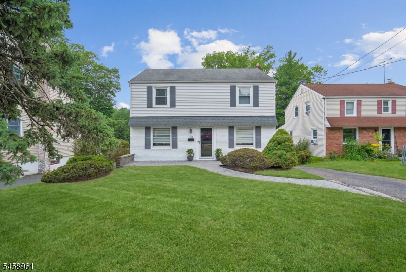 373 Saint Cloud Avenue West Orange NJ 07052