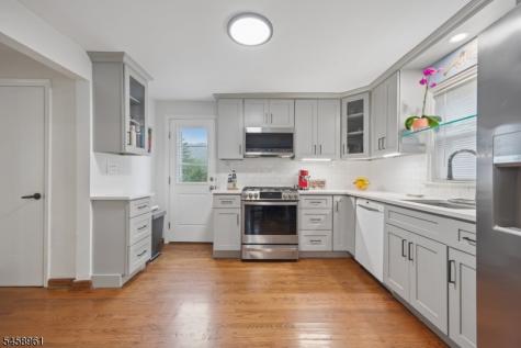 373 Saint Cloud Avenue West Orange NJ 07052