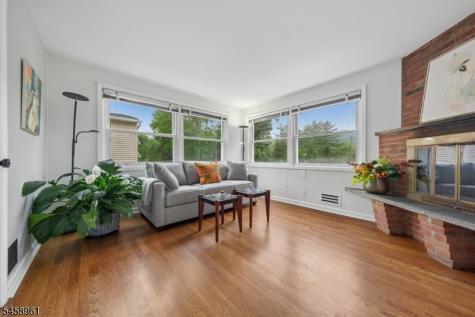 373 Saint Cloud Avenue West Orange NJ 07052