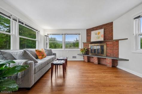 373 Saint Cloud Avenue West Orange NJ 07052