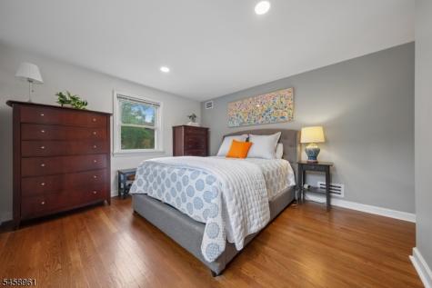 373 Saint Cloud Avenue West Orange NJ 07052