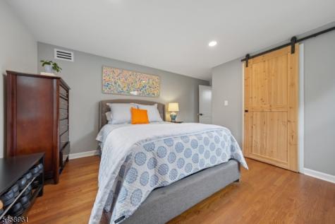 373 Saint Cloud Avenue West Orange NJ 07052