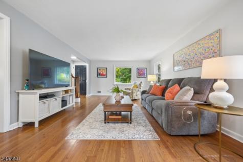 373 Saint Cloud Avenue West Orange NJ 07052