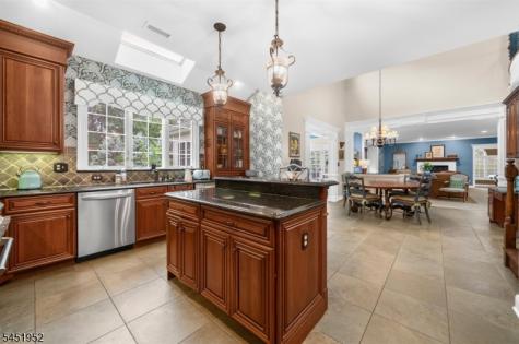 31 Balmoral Drive Alexandria NJ 08867