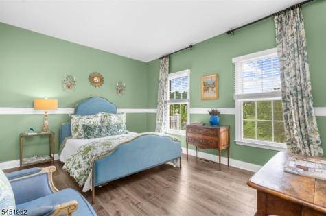 31 Balmoral Drive Alexandria NJ 08867