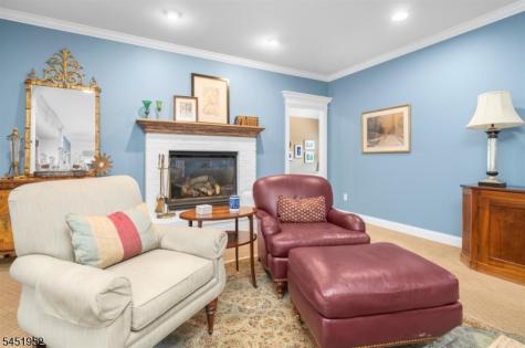 31 Balmoral Drive Alexandria NJ 08867
