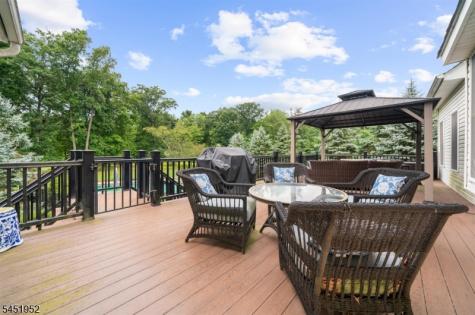 31 Balmoral Drive Alexandria NJ 08867