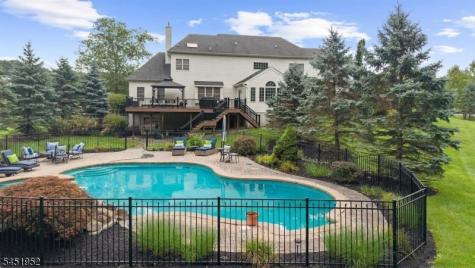 31 Balmoral Drive Alexandria NJ 08867
