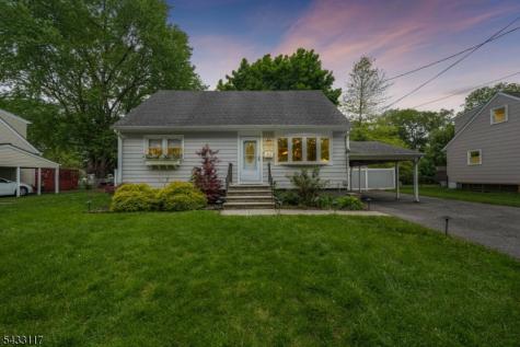 52 Barbara Drive Pompton Lakes NJ 07442