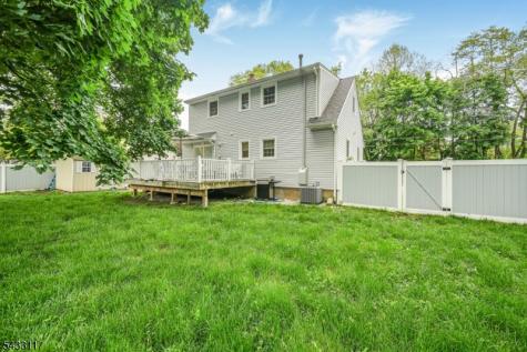 52 Barbara Drive Pompton Lakes NJ 07442