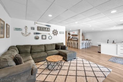 22 Fox Boro Road Wayne NJ 07470