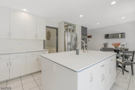 9 Grouse Road Warren NJ 07059